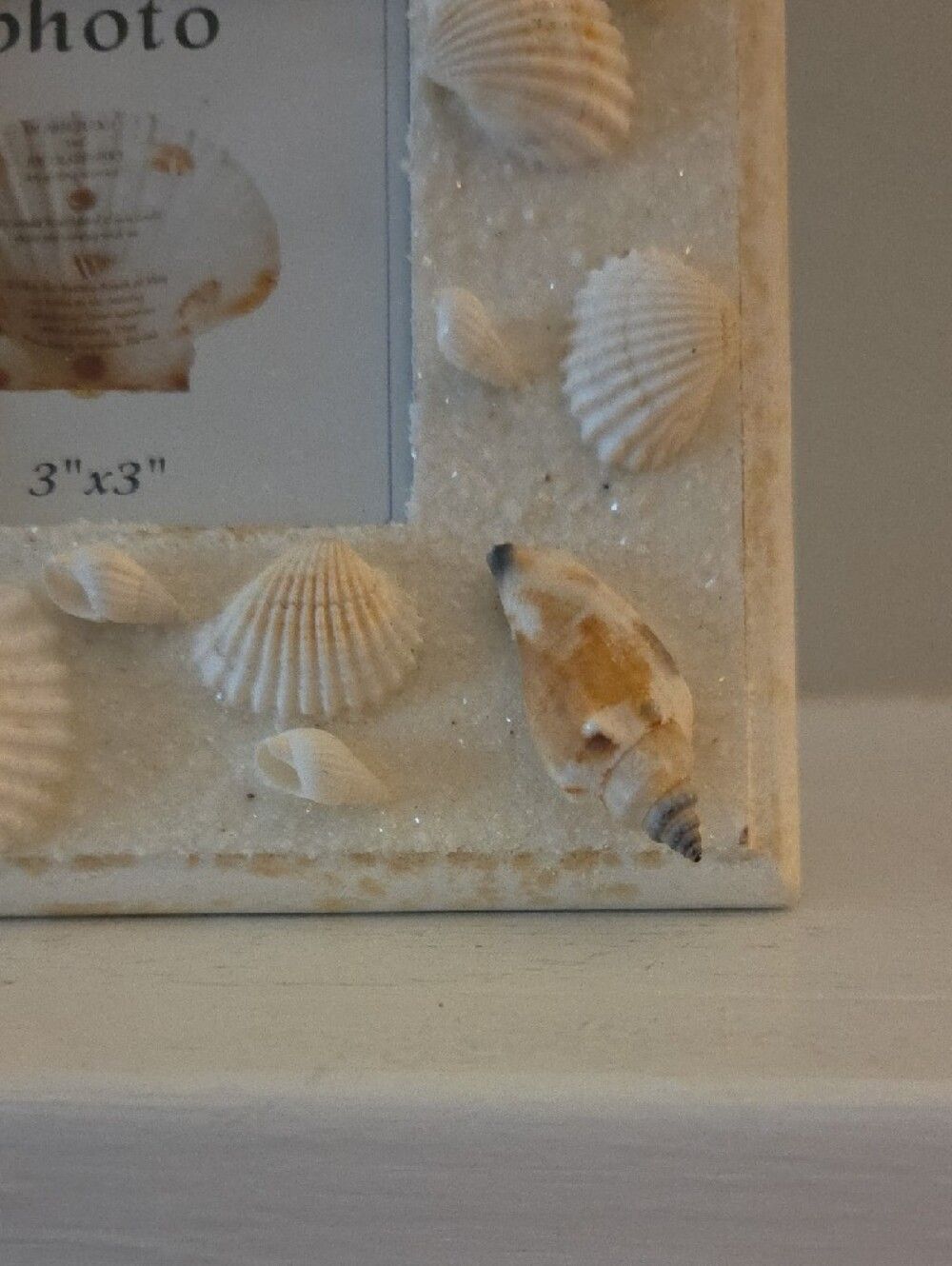 Ceramic Shell Photo Frame - Picture 3 of 11